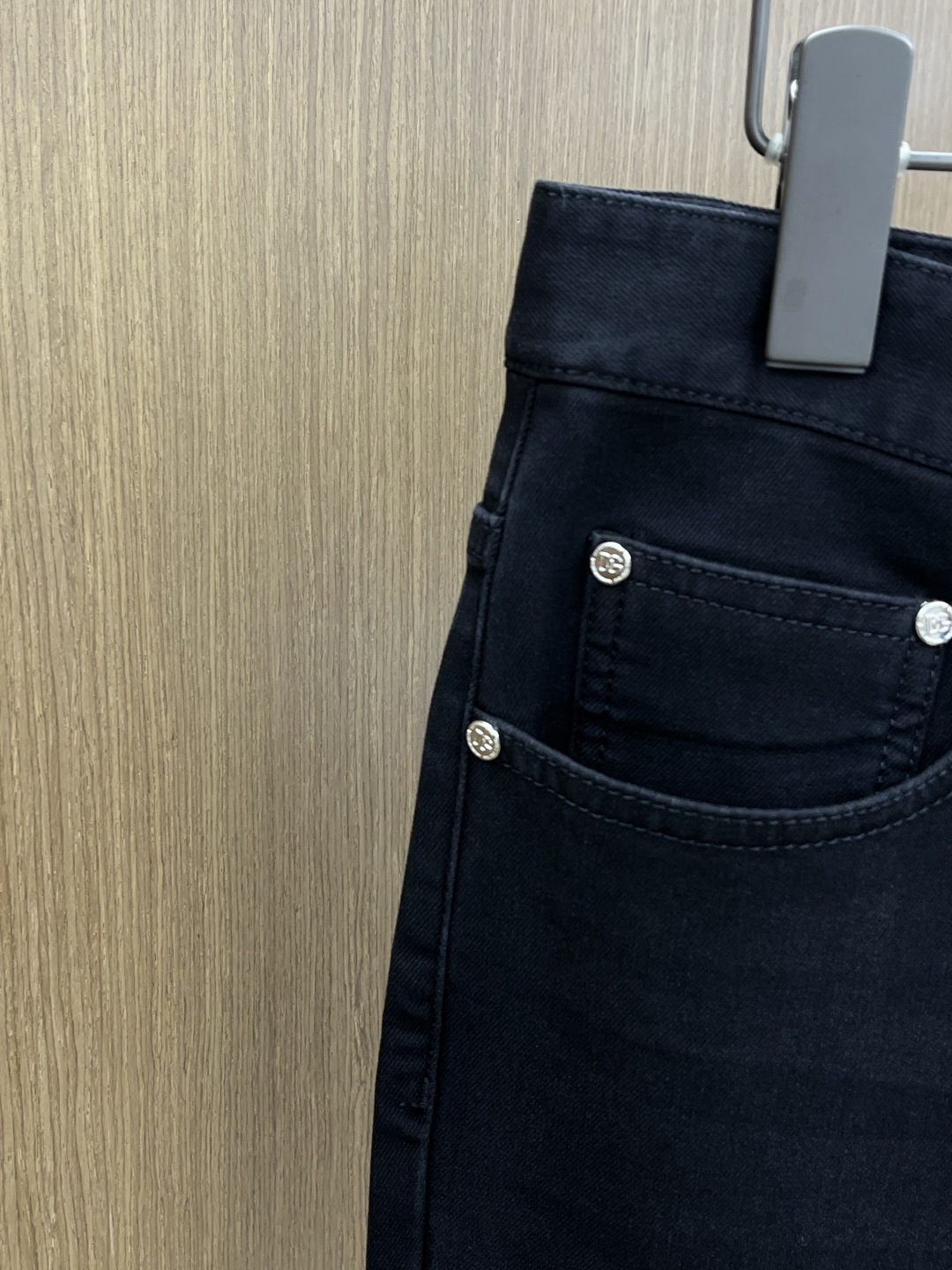 🌾 秋冬 DG 🔥🔥秋冬新品休闲牛仔裤 官网同步发售，裤身工艺设计，进口客供辅料、面料定制，代工厂出品免