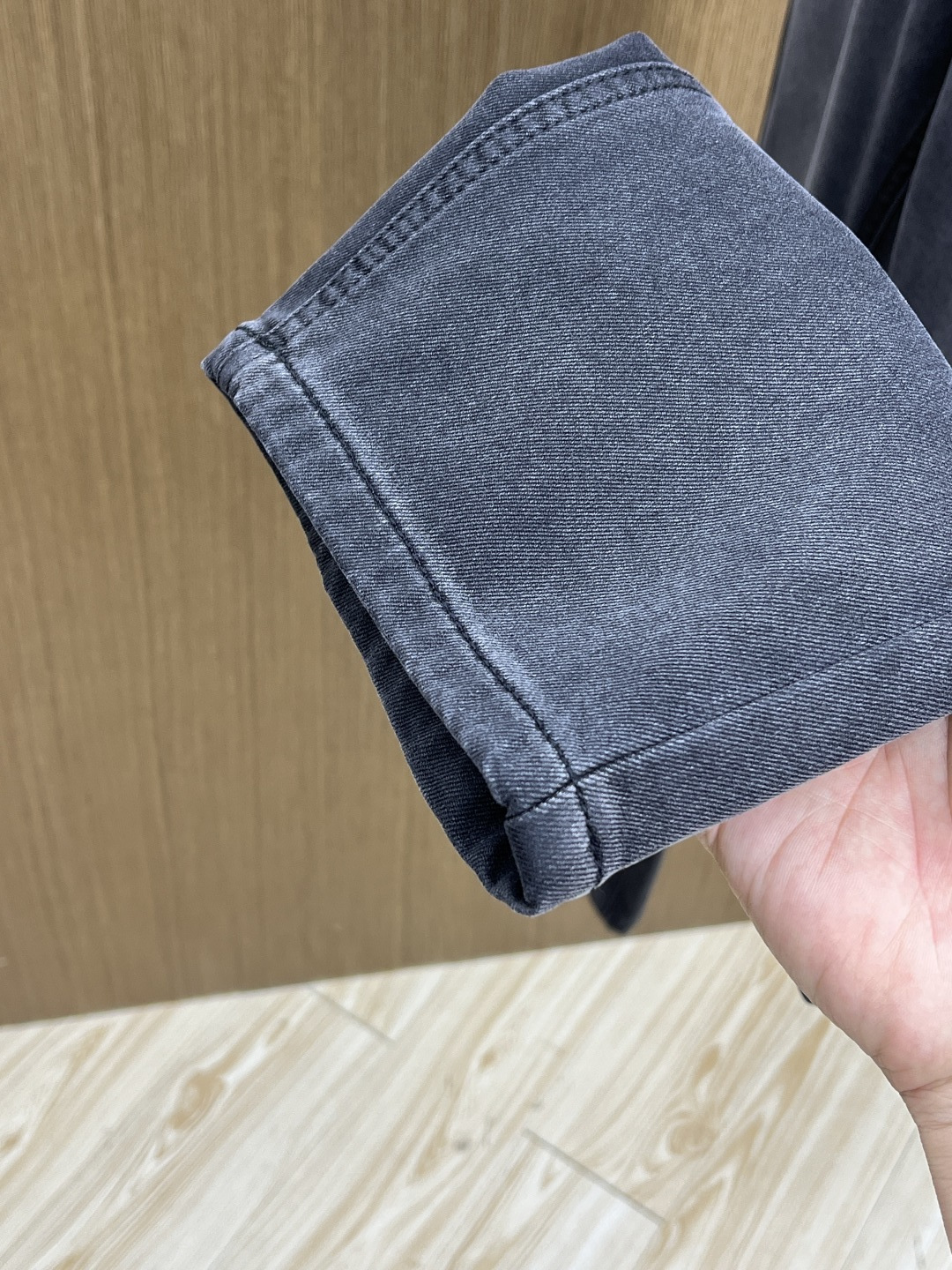 🌾 秋冬 LV 🔥🔥秋冬新品休闲牛仔裤 官网同步发售，裤身工艺设计，进口客供辅料、面料定制，代工厂出品免