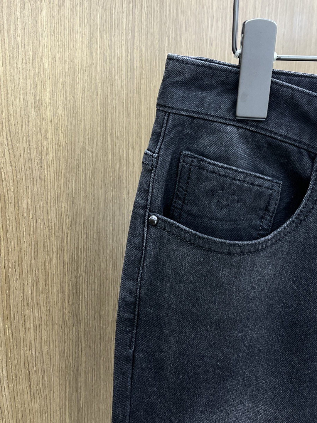 🌾 秋冬 LV 🔥🔥秋冬新品休闲牛仔裤 官网同步发售，裤身工艺设计，进口客供辅料、面料定制，代工厂出品免