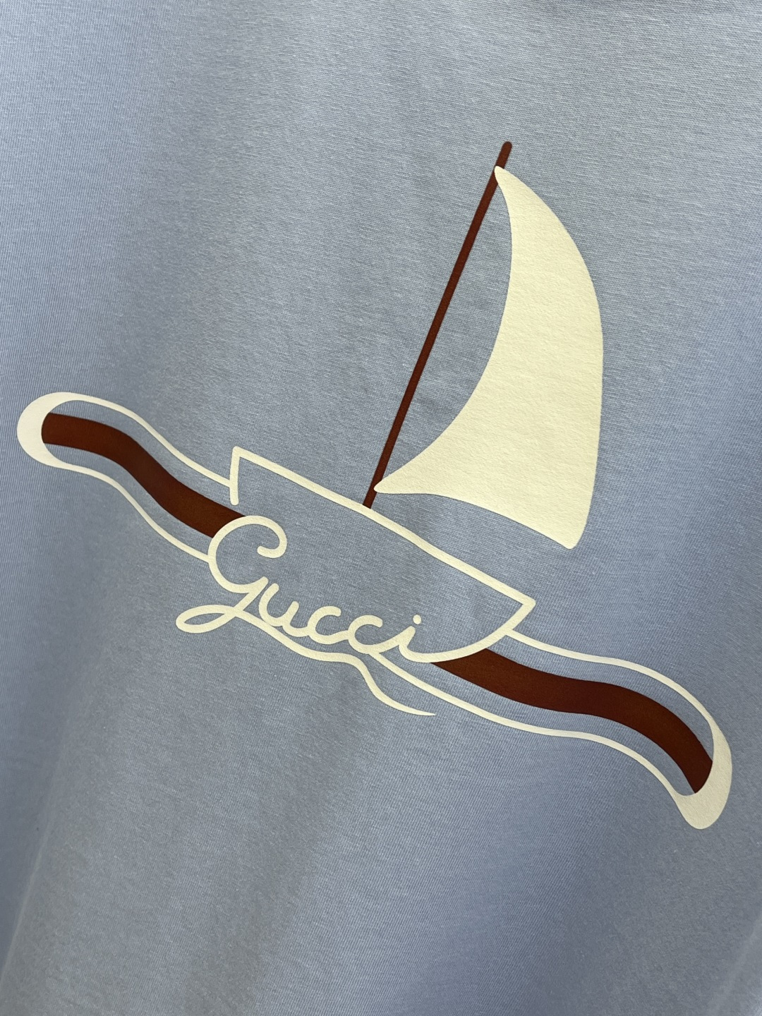 早春 Guc 🔥🔥春夏新款简约字母印花短袖 双纱纯棉面料 多元化搭配 是眼下时尚前沿的创新趋势 复古与现