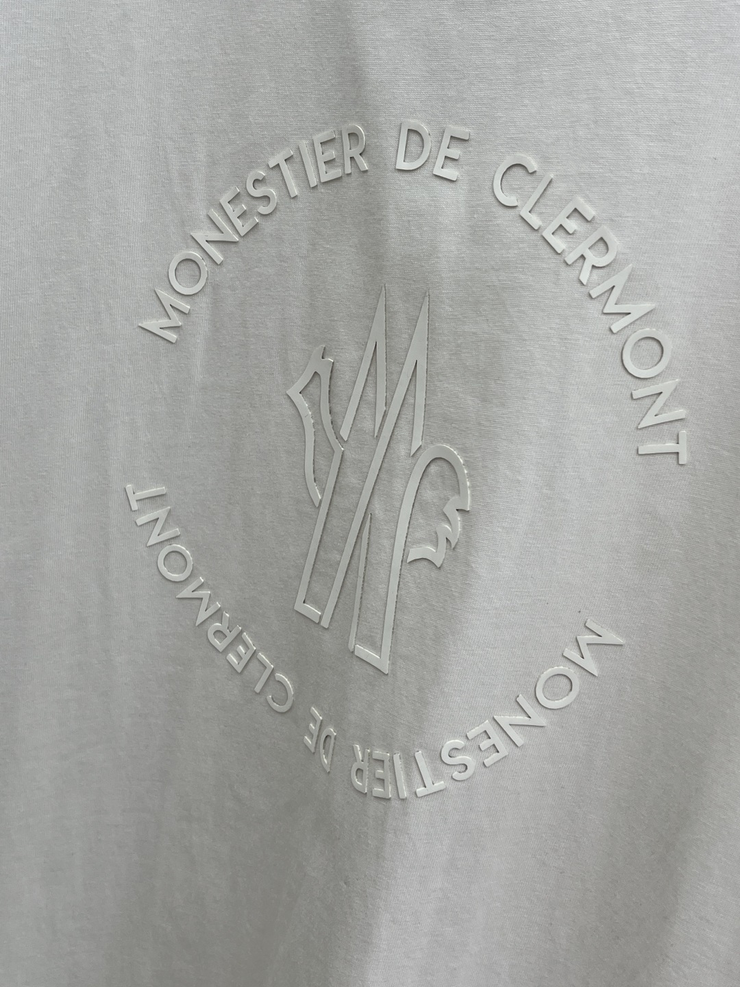 早春 Mon 🔥🔥春夏新款简约字母印花短袖 双纱纯棉面料 多元化搭配 是眼下时尚前沿的创新趋势 复古与现