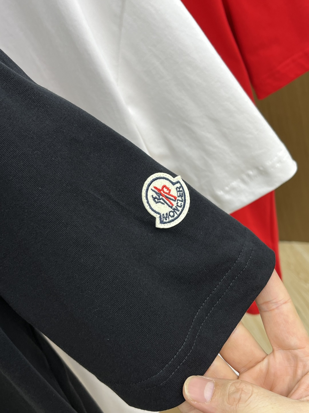 早春 Mon 🔥🔥春夏新款简约字母印花短袖 双纱纯棉面料 多元化搭配 是眼下时尚前沿的创新趋势 复古与现