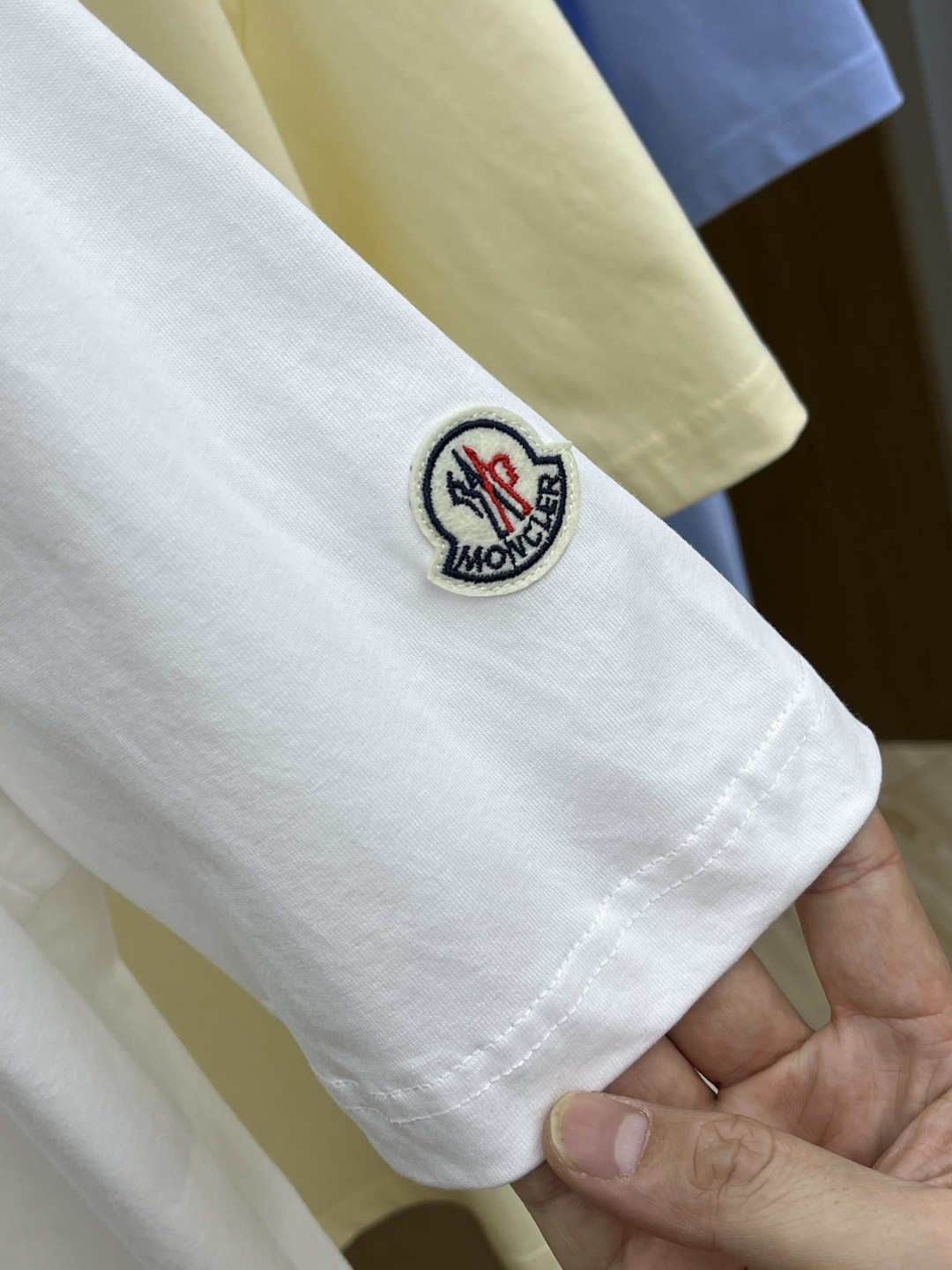 早春 Mon 🔥🔥春夏新款简约字母印花短袖 双纱纯棉面料 多元化搭配 是眼下时尚前沿的创新趋势 复古与现