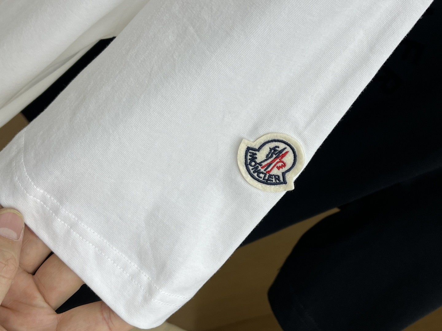 早春 Mon 🔥🔥春夏新款简约字母印花短袖 双纱纯棉面料 多元化搭配 是眼下时尚前沿的创新趋势 复古与现