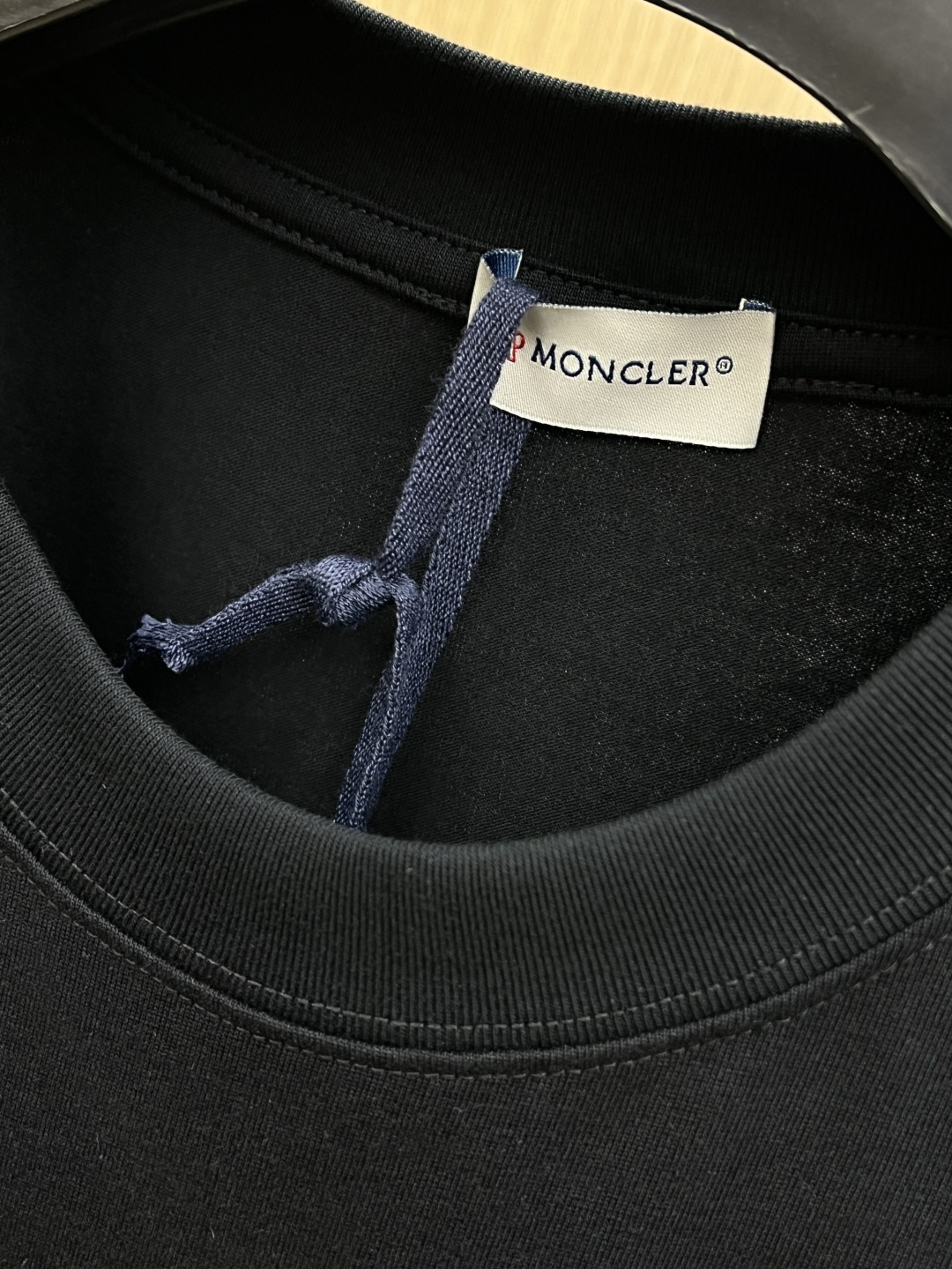 早春 Mon 🔥🔥春夏新款简约字母印花短袖 双纱纯棉面料 多元化搭配 是眼下时尚前沿的创新趋势 复古与现