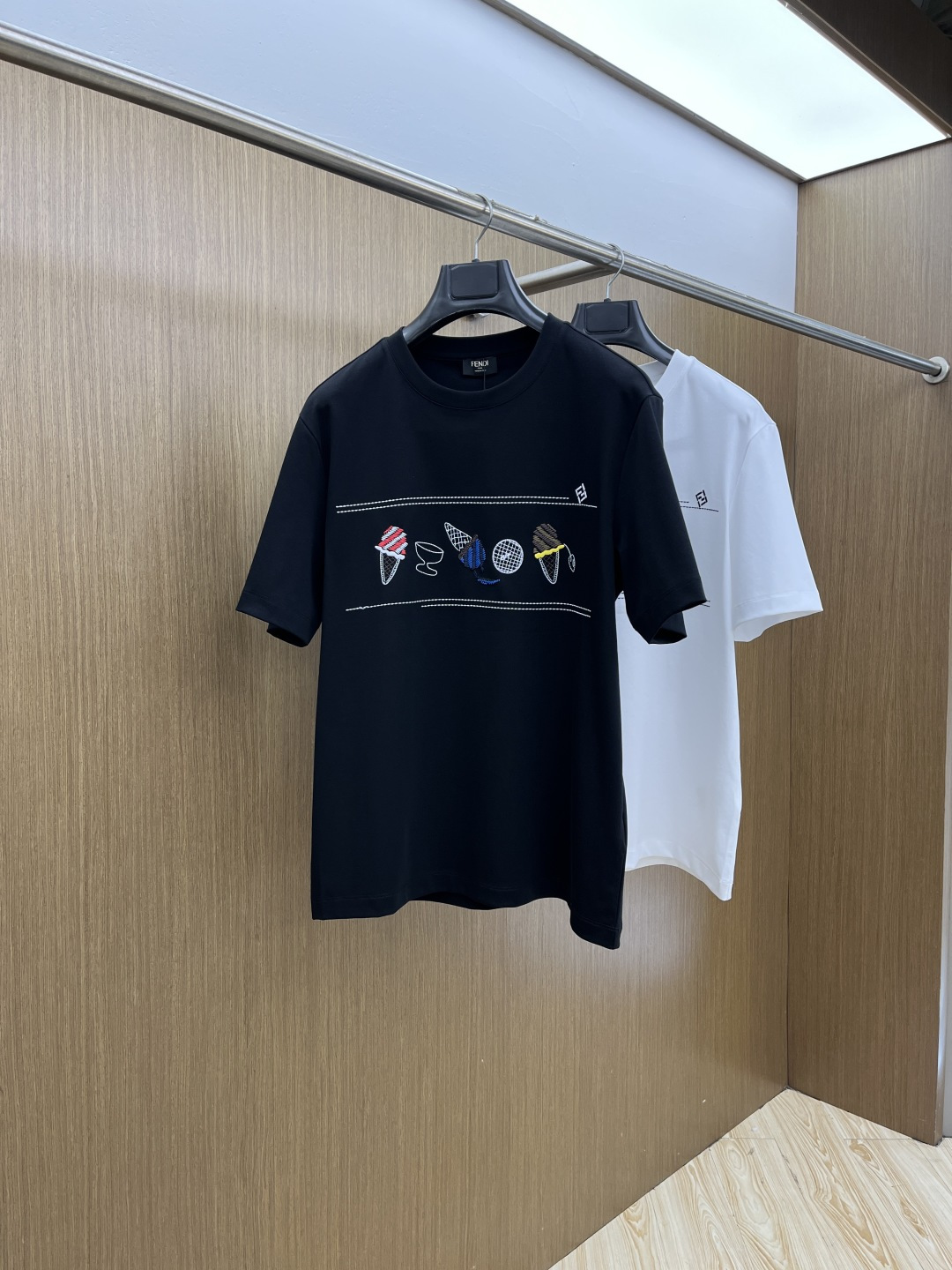 早春 FD. 🔥🔥高端定制 2026早春独家专供新款原单男士休闲短袖T恤 高端定制 高端版本 时尚百搭爆