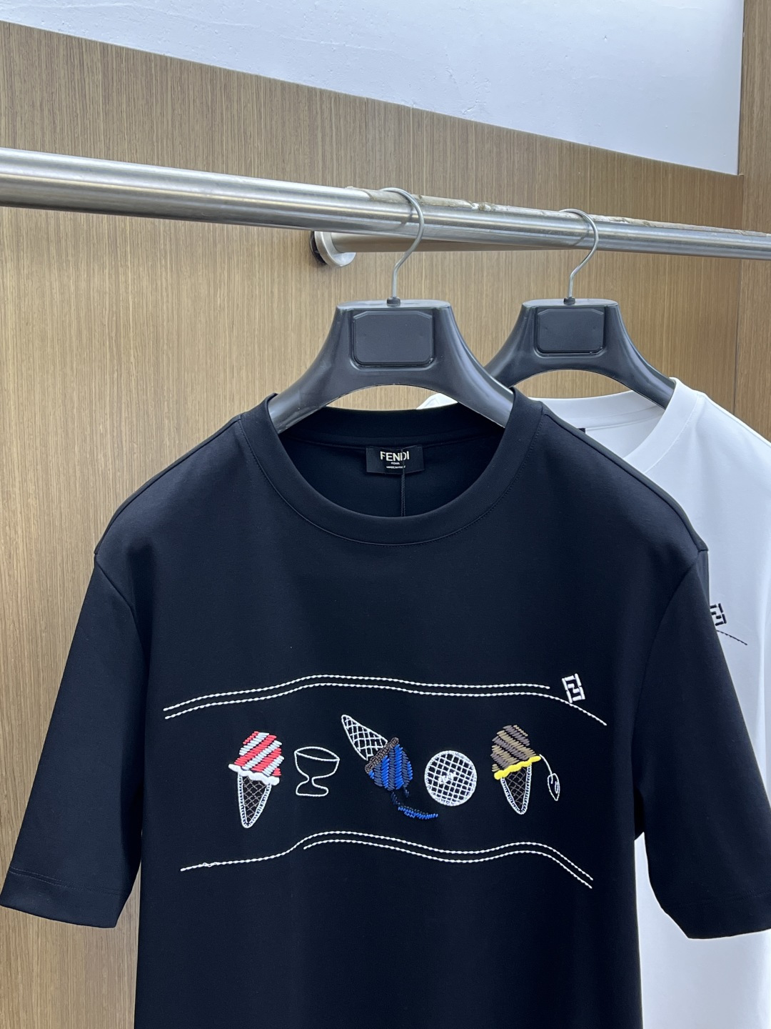 早春 FD. 🔥🔥高端定制 2026早春独家专供新款原单男士休闲短袖T恤 高端定制 高端版本 时尚百搭爆