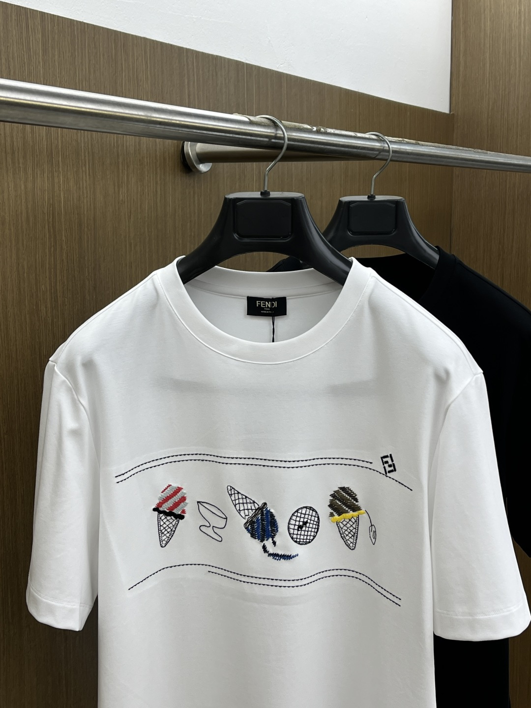 早春 FD. 🔥🔥高端定制 2026早春独家专供新款原单男士休闲短袖T恤 高端定制 高端版本 时尚百搭爆