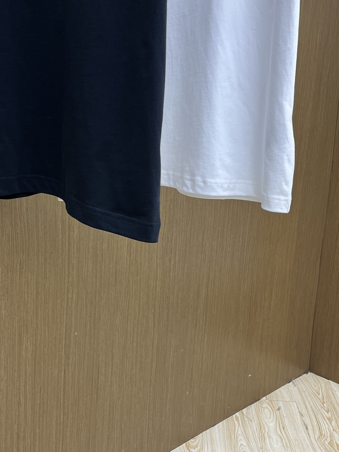 早春 AMIRI 🔥🔥春夏新款简约字母印花短袖 双纱纯棉面料 多元化搭配 是眼下时尚前沿的创新趋势 复古