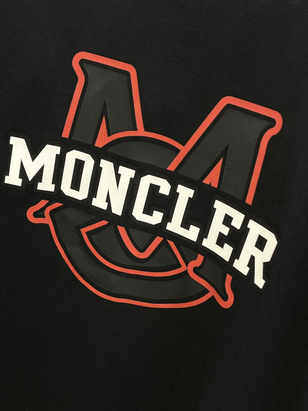 早春 Mon 🔥🔥春夏新款简约字母印花短袖 双纱纯棉面料 多元化搭配 是眼下时尚前沿的创新趋势 复古与现