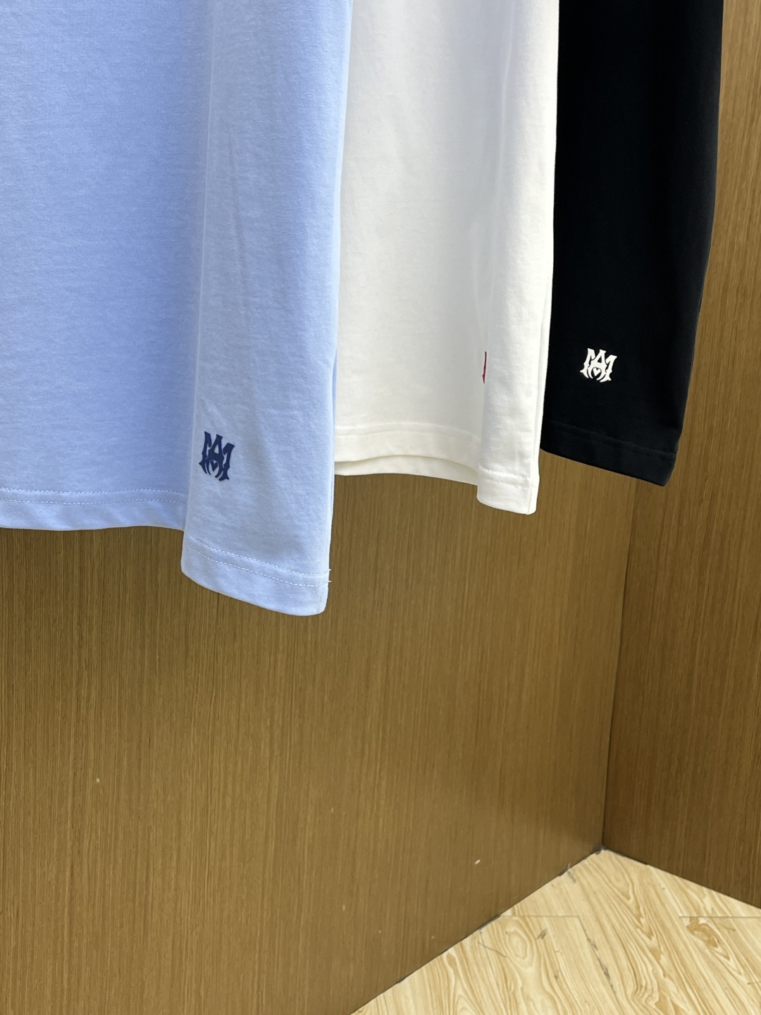 早春 AMIRI 🔥🔥春夏新款简约字母印花短袖 双纱纯棉面料 多元化搭配 是眼下时尚前沿的创新趋势 复古