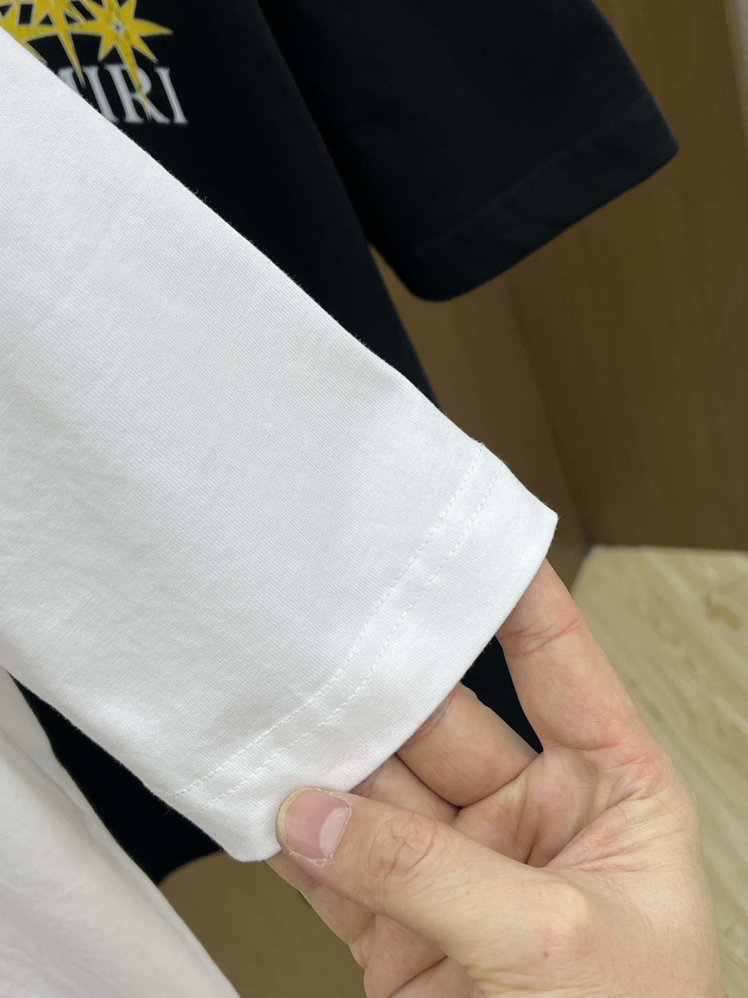 早春 AMIRI 🔥🔥春夏新款简约字母印花短袖 双纱纯棉面料 多元化搭配 是眼下时尚前沿的创新趋势 复古