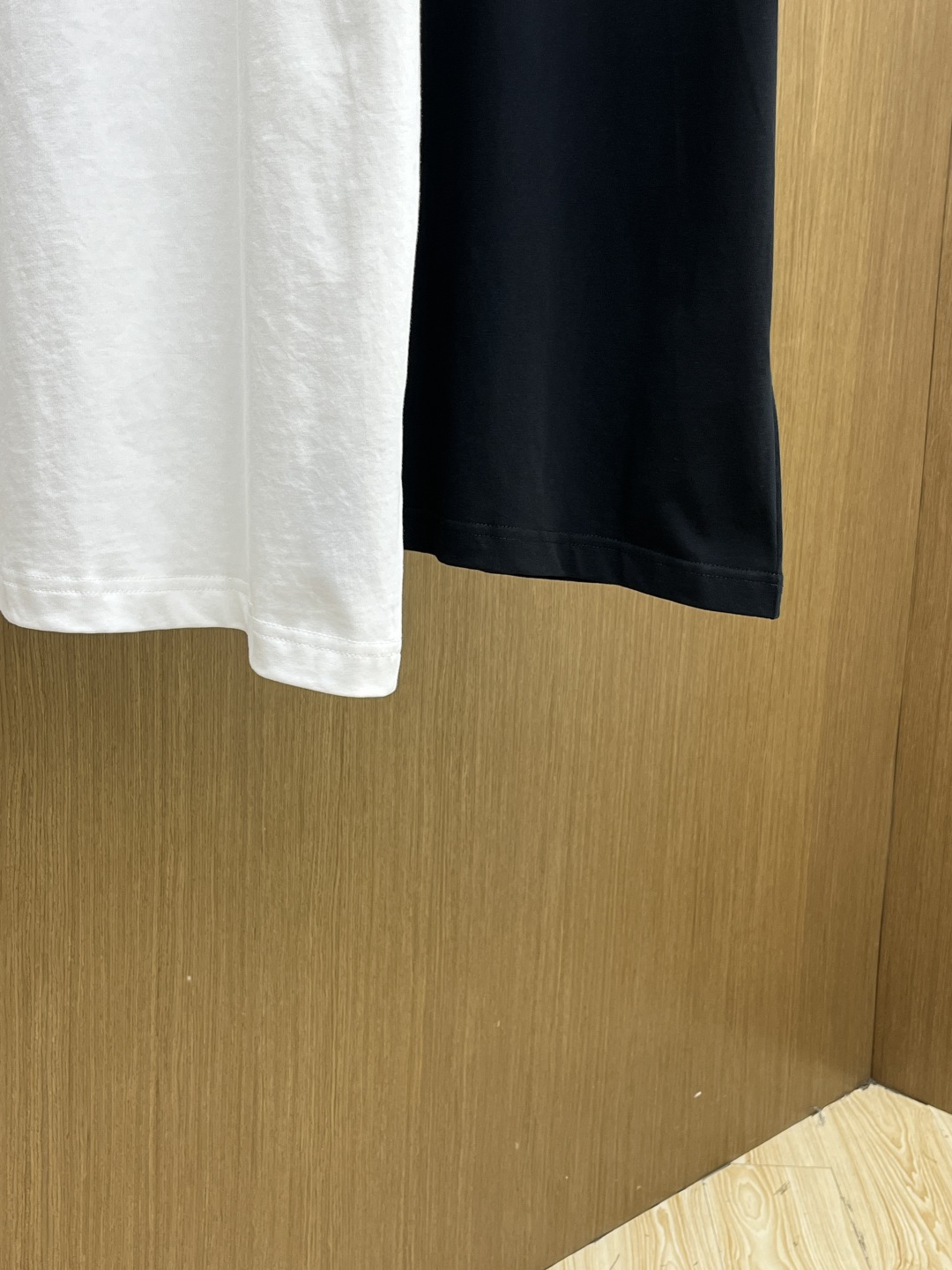 早春 AMIRI 🔥🔥春夏新款简约字母印花短袖 双纱纯棉面料 多元化搭配 是眼下时尚前沿的创新趋势 复古