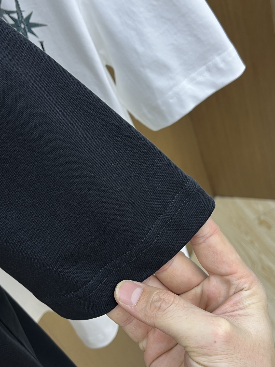 早春 AMIRI 🔥🔥春夏新款简约字母印花短袖 双纱纯棉面料 多元化搭配 是眼下时尚前沿的创新趋势 复古