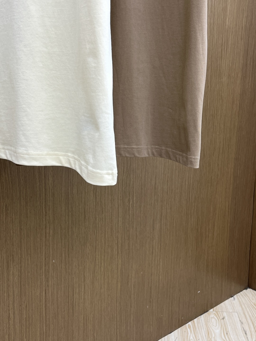 早春 AMIRI 🔥🔥春夏新款简约字母印花短袖 双纱纯棉面料 多元化搭配 是眼下时尚前沿的创新趋势 复古