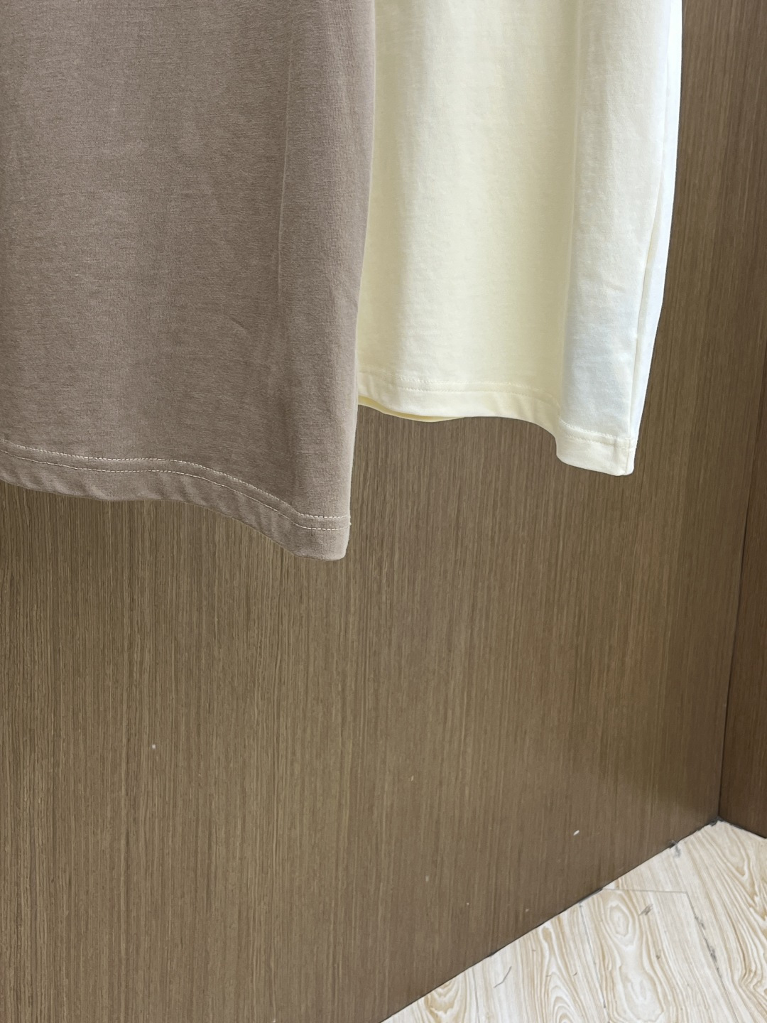 早春 AMIRI 🔥🔥春夏新款简约字母印花短袖 双纱纯棉面料 多元化搭配 是眼下时尚前沿的创新趋势 复古