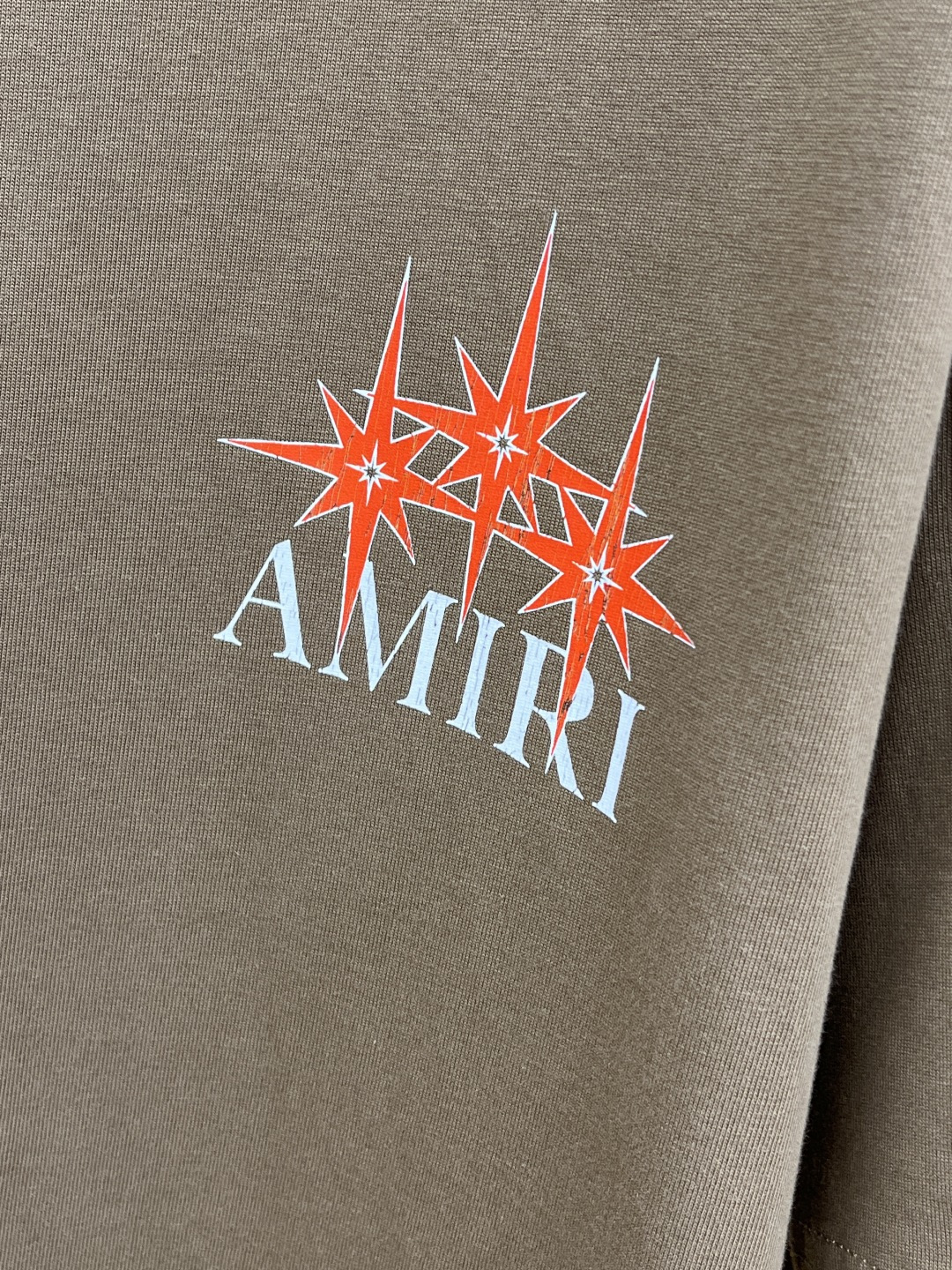 早春 AMIRI 🔥🔥春夏新款简约字母印花短袖 双纱纯棉面料 多元化搭配 是眼下时尚前沿的创新趋势 复古