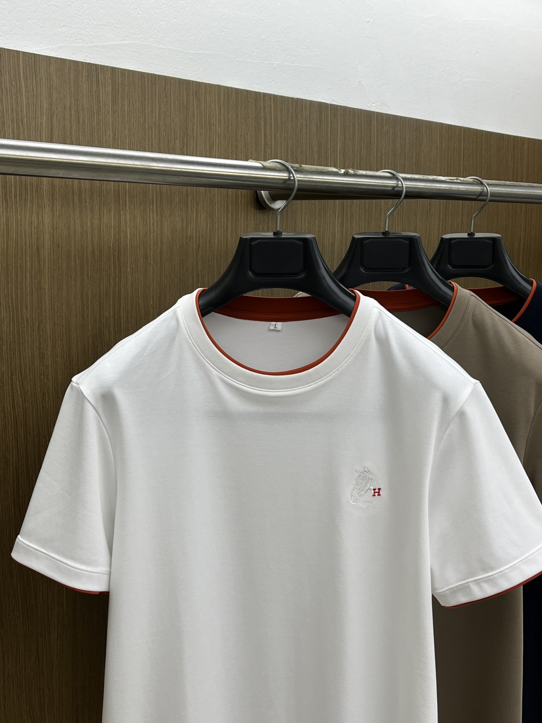 早春 Mon 🔥🔥春夏新款简约休闲短袖 精选新疆长绒棉 纱线环保染色定型 面料洗水上身软软舒适 多元化搭