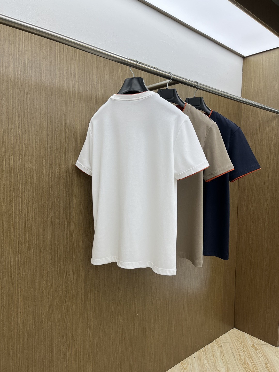 早春 Mon 🔥🔥春夏新款简约休闲短袖 精选新疆长绒棉 纱线环保染色定型 面料洗水上身软软舒适 多元化搭