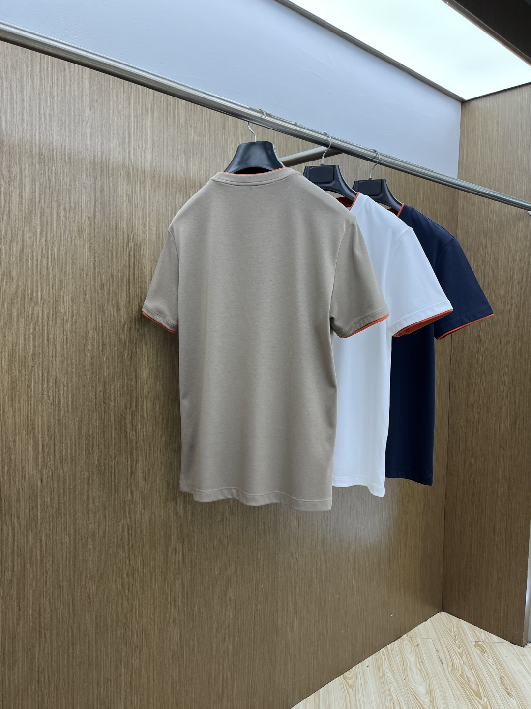 早春 Mon 🔥🔥春夏新款简约休闲短袖 精选新疆长绒棉 纱线环保染色定型 面料洗水上身软软舒适 多元化搭