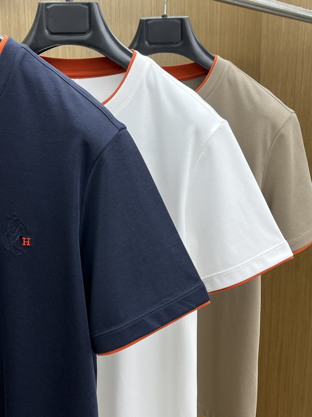 早春 Mon 🔥🔥春夏新款简约休闲短袖 精选新疆长绒棉 纱线环保染色定型 面料洗水上身软软舒适 多元化搭