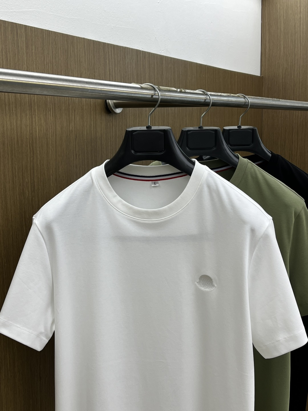 早春 Mon 🔥🔥春夏新款简约休闲短袖 精选新疆长绒棉 纱线环保染色定型 面料洗水上身软软舒适 多元化搭