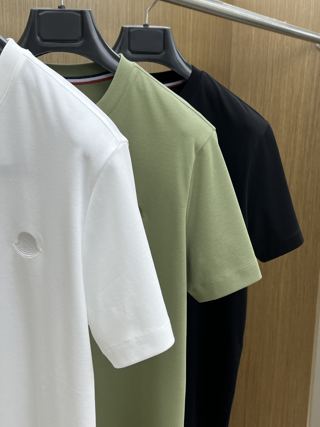 早春 Mon 🔥🔥春夏新款简约休闲短袖 精选新疆长绒棉 纱线环保染色定型 面料洗水上身软软舒适 多元化搭