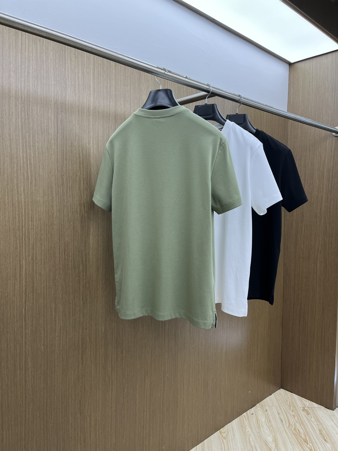 早春 Mon 🔥🔥春夏新款简约休闲短袖 精选新疆长绒棉 纱线环保染色定型 面料洗水上身软软舒适 多元化搭