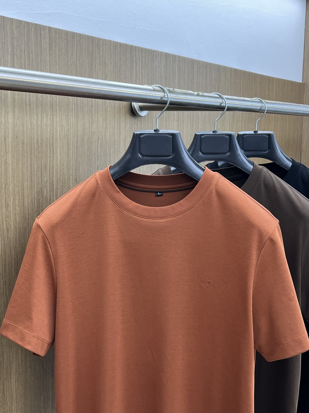 早春 Loro Piana 🔥🔥春夏新款简约休闲短袖 精选新疆长绒棉 纱线环保染色定型 面料洗水上身软软