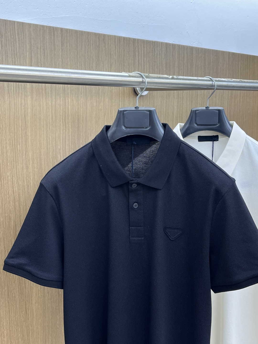 早春 PD 🔥🔥高级定制 26ss春夏新款翻领POLO短袖T恤 原版定制 面料选用进口珠地棉 轻薄透气 