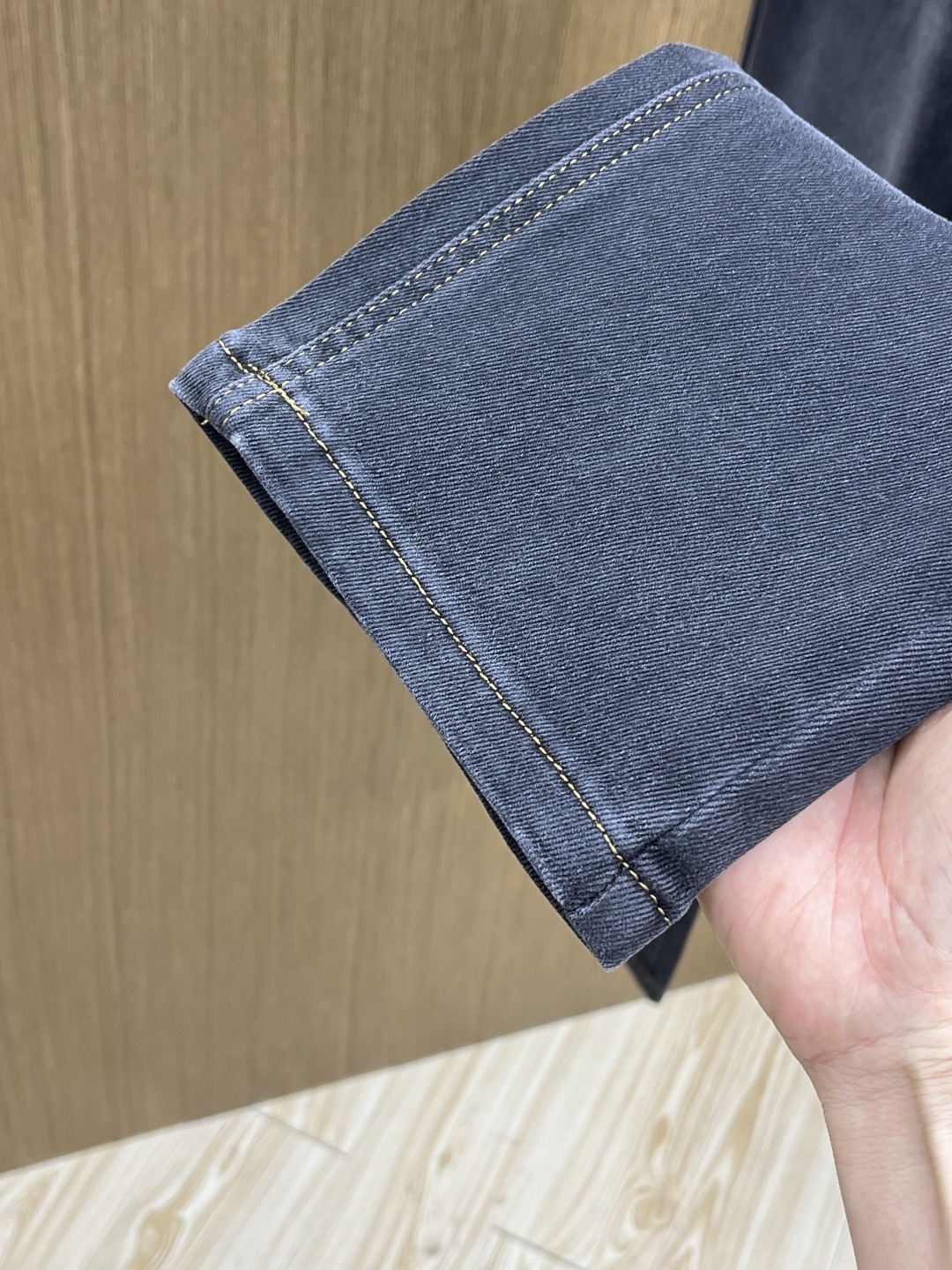 秋冬 LV 🔥🔥秋冬新品休闲牛仔裤 官网同步发售，裤身工艺设计，进口客供辅料、面料定制，代工厂出品免检！