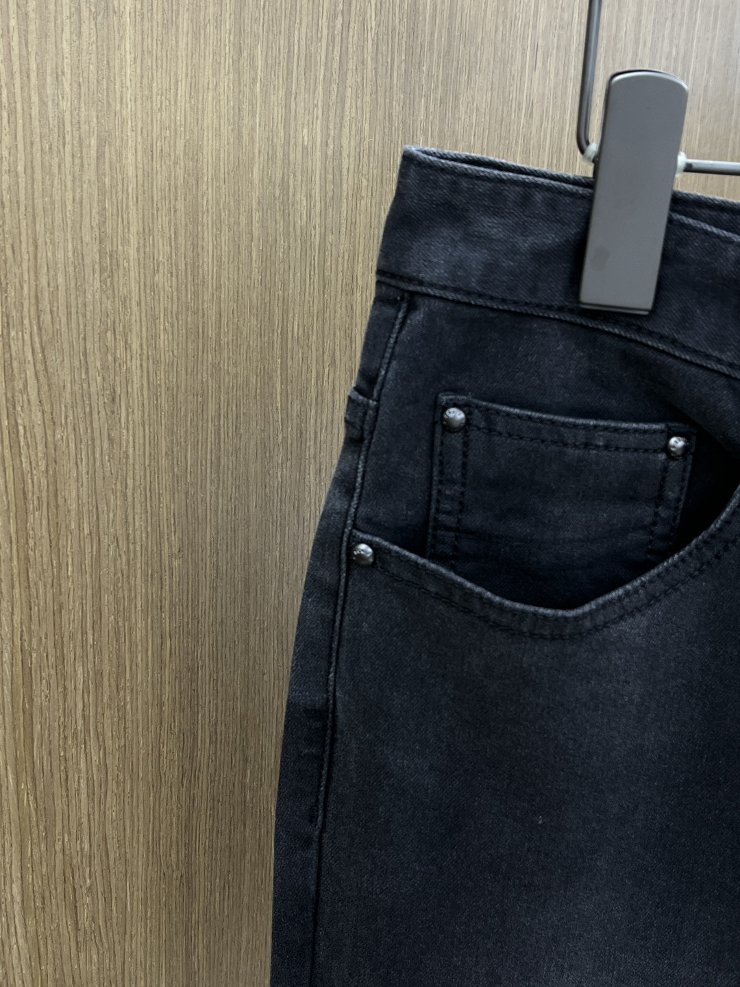 秋冬 LV 🔥🔥秋冬新品休闲牛仔裤 官网同步发售，裤身工艺设计，进口客供辅料、面料定制，代工厂出品免检！