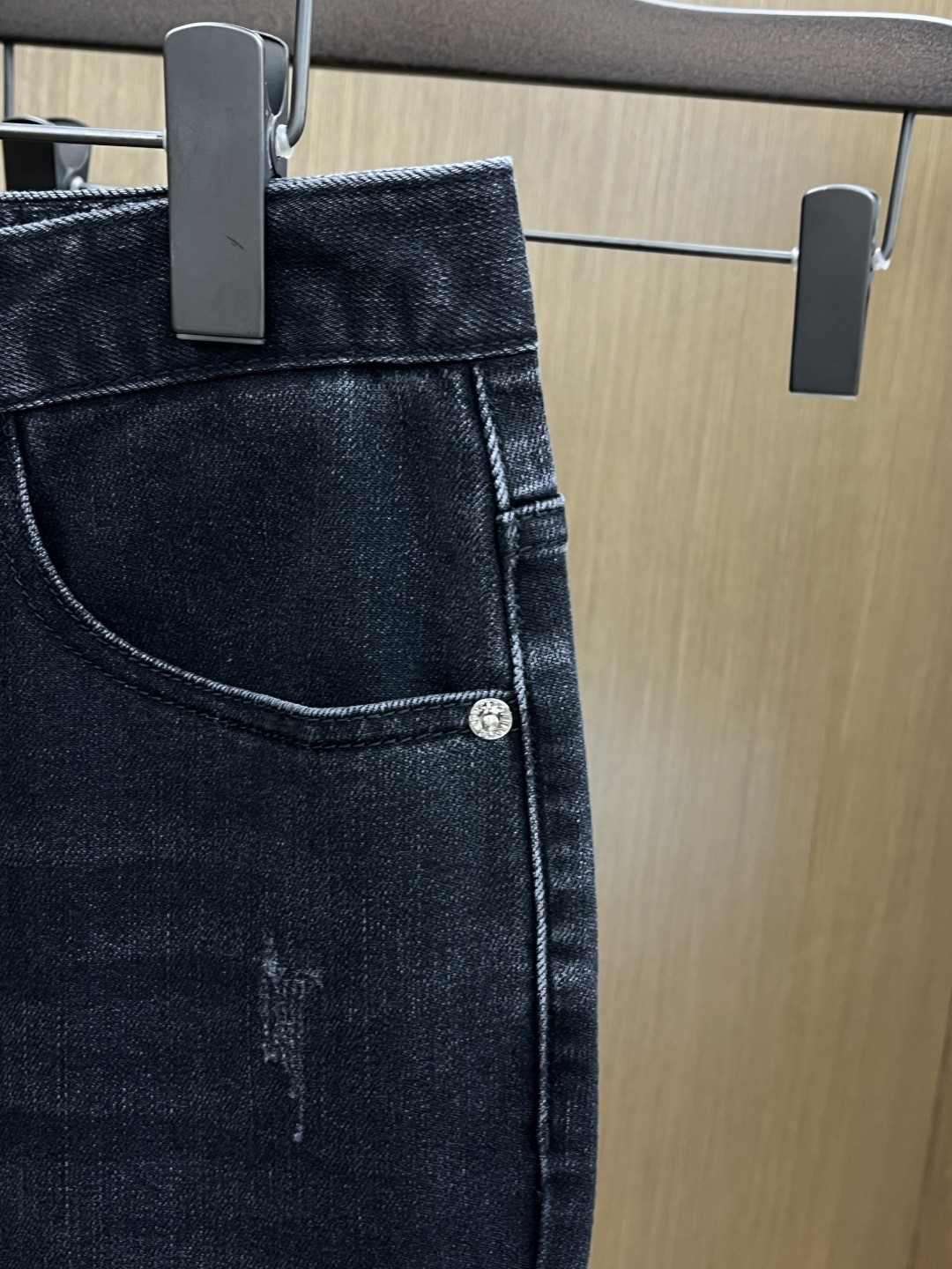 秋冬 DG 🔥🔥秋冬新品休闲牛仔裤 官网同步发售，裤身工艺设计，进口客供辅料、面料定制，代工厂出品免检！