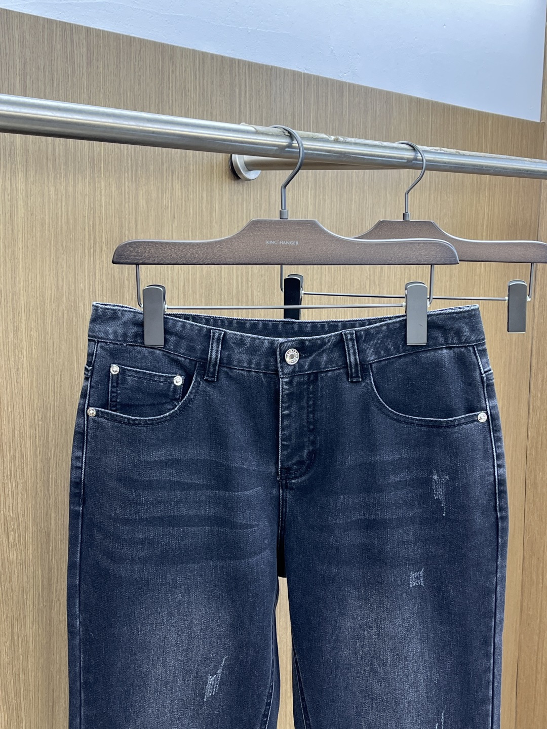 秋冬 DG 🔥🔥秋冬新品休闲牛仔裤 官网同步发售，裤身工艺设计，进口客供辅料、面料定制，代工厂出品免检！