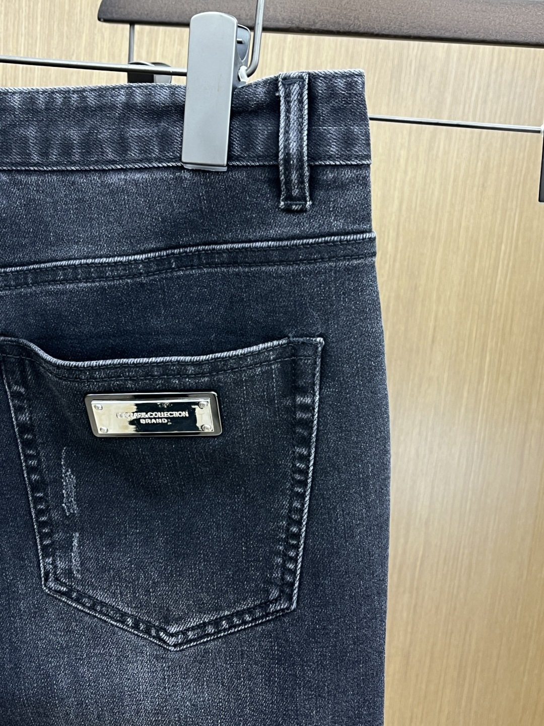 秋冬 DG 🔥🔥秋冬新品休闲牛仔裤 官网同步发售，裤身工艺设计，进口客供辅料、面料定制，代工厂出品免检！