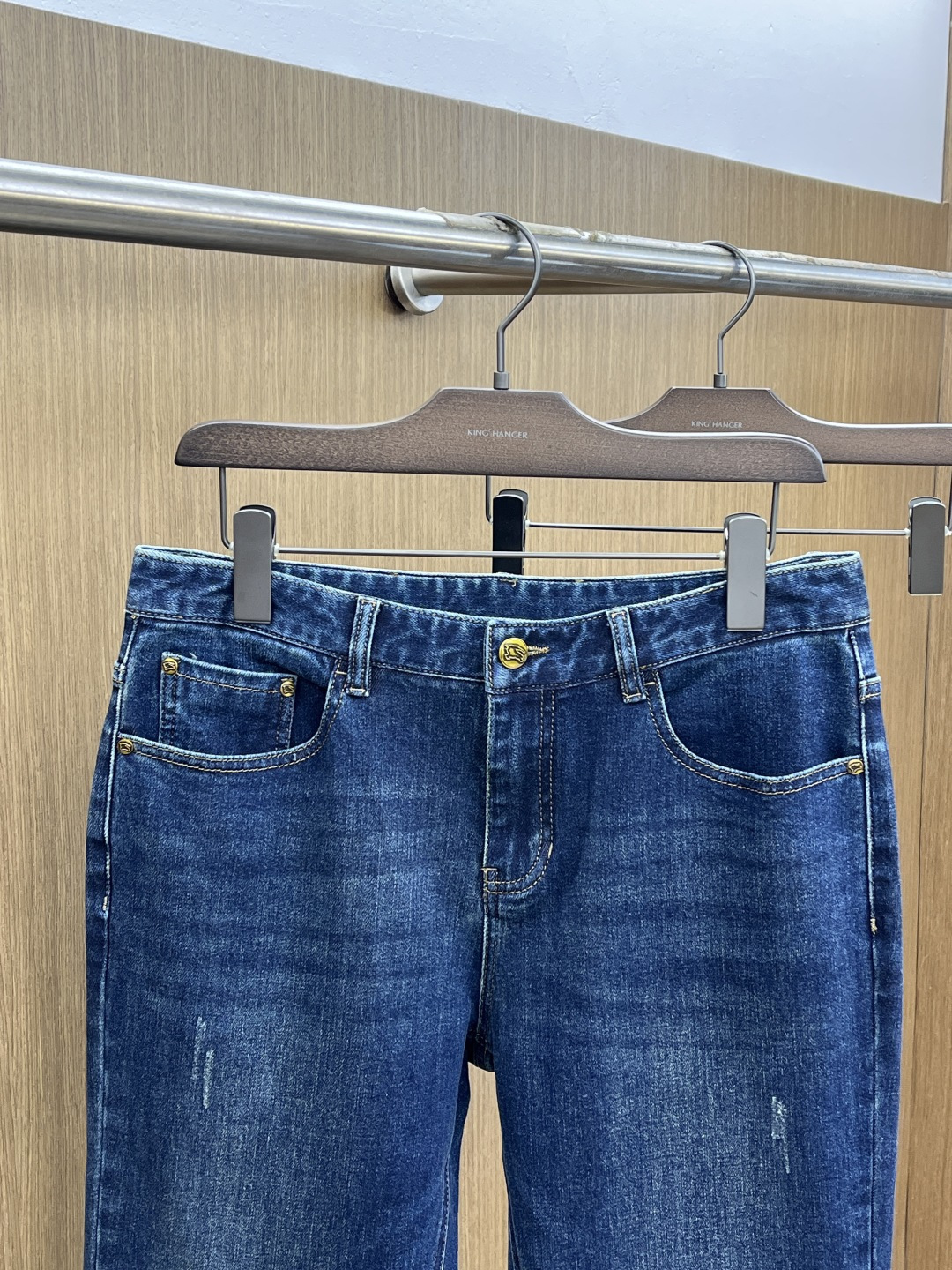 秋冬 BBR 🔥🔥秋冬新品休闲牛仔裤 官网同步发售，裤身工艺设计，进口客供辅料、面料定制，代工厂出品免检