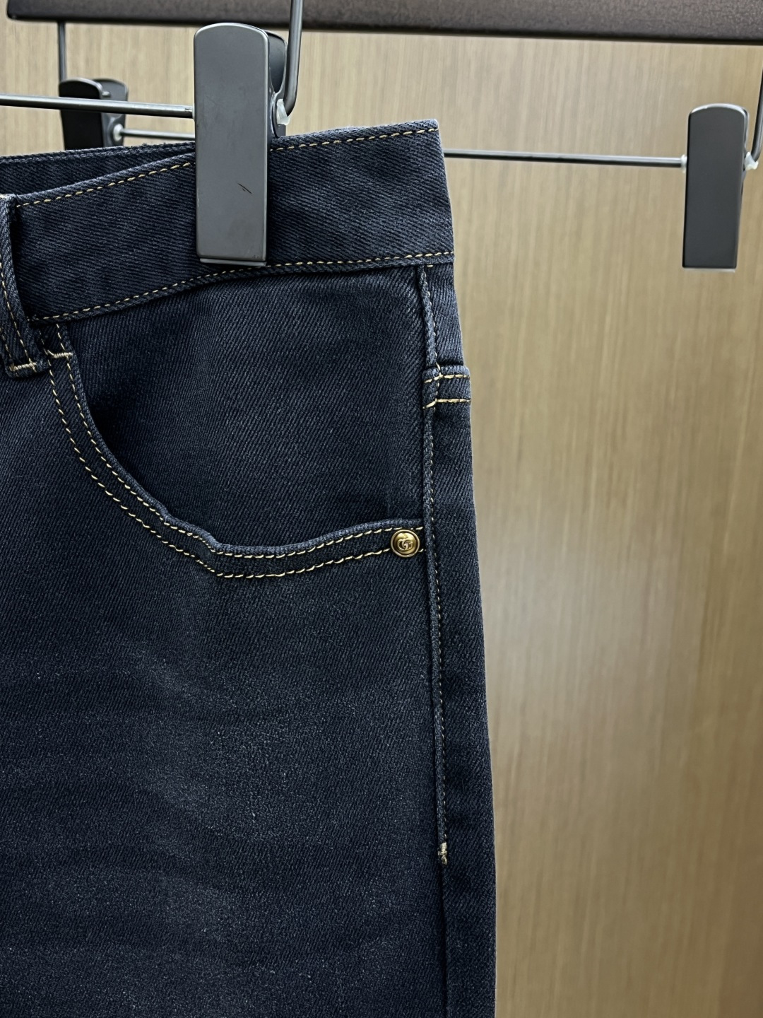 秋冬 Guc 🔥🔥秋冬新品休闲牛仔裤 官网同步发售，裤身工艺设计，进口客供辅料、面料定制，代工厂出品免检