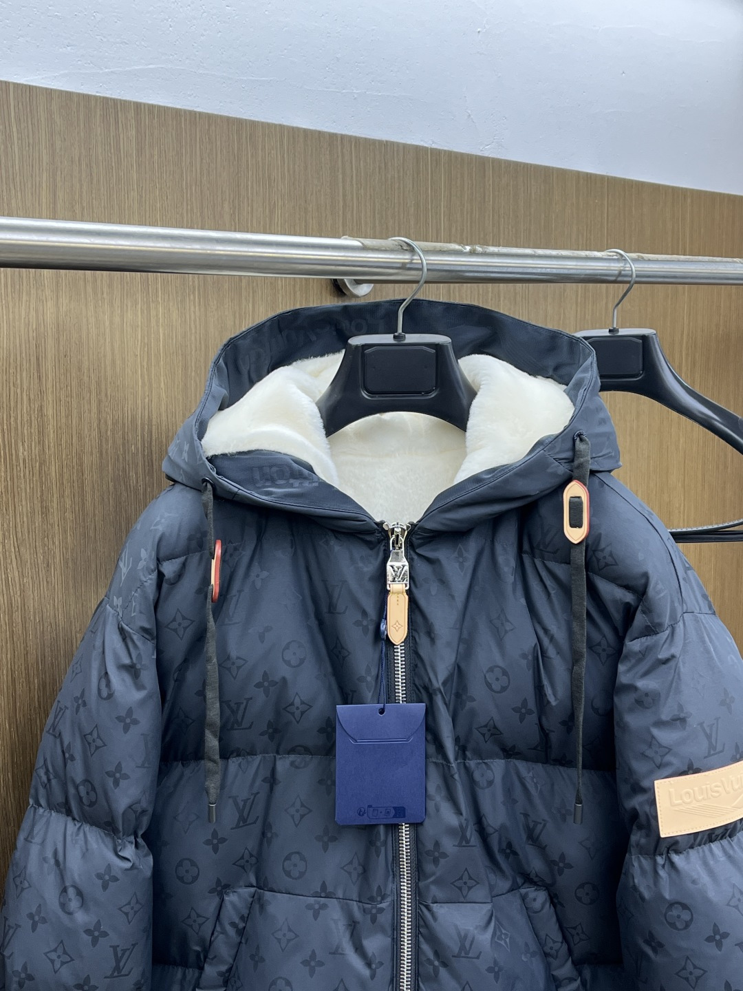 秋冬羽绒 LV 🔥🔥高端定制 25FW秋冬新款原单连帽羽绒服外套 官网同步售卖 ✨爆款 渠道货 高端定制