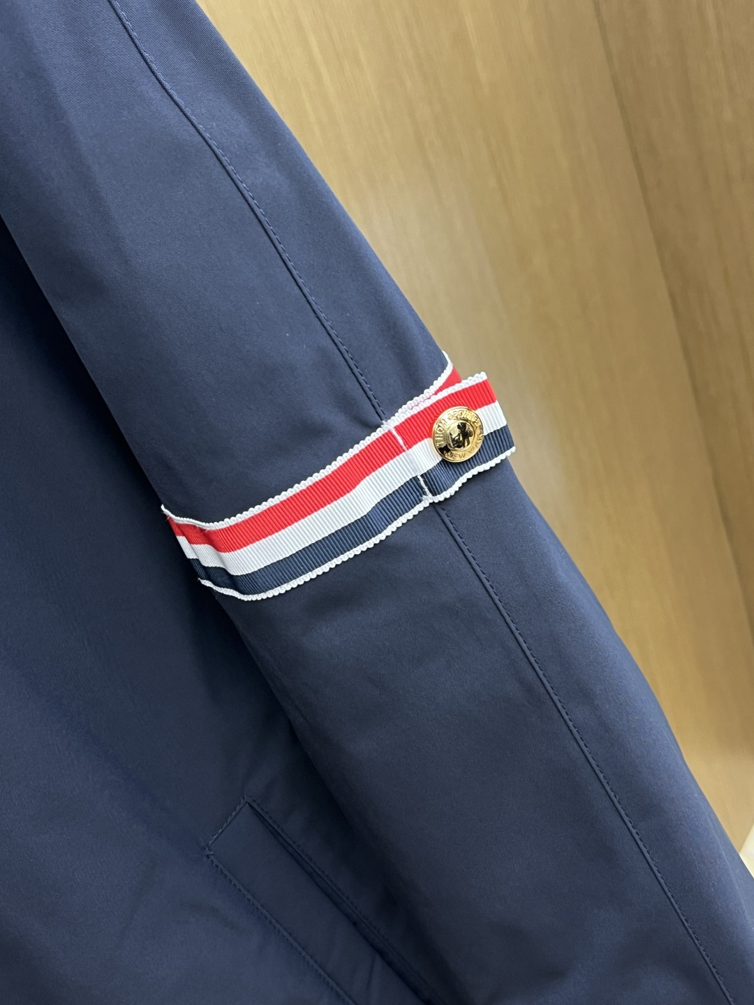 秋冬羽绒 TB 秋冬新款羽绒服 原版1:1订制五金配件全进口原版定制 欢迎专柜对比 绝对的高品质 采用9