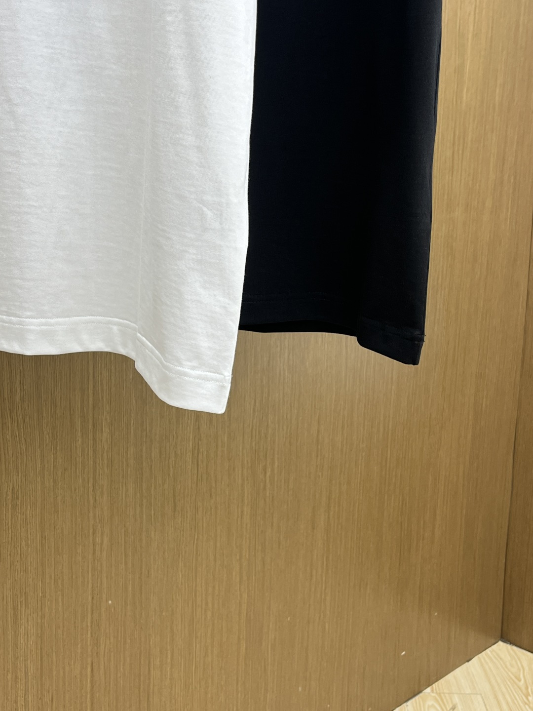 早春 LV 🔥🔥高级定制 2026春夏 · 高阶定制T恤】特别推荐系列 定制面料：秘鲁进口匹马棉 × 顶