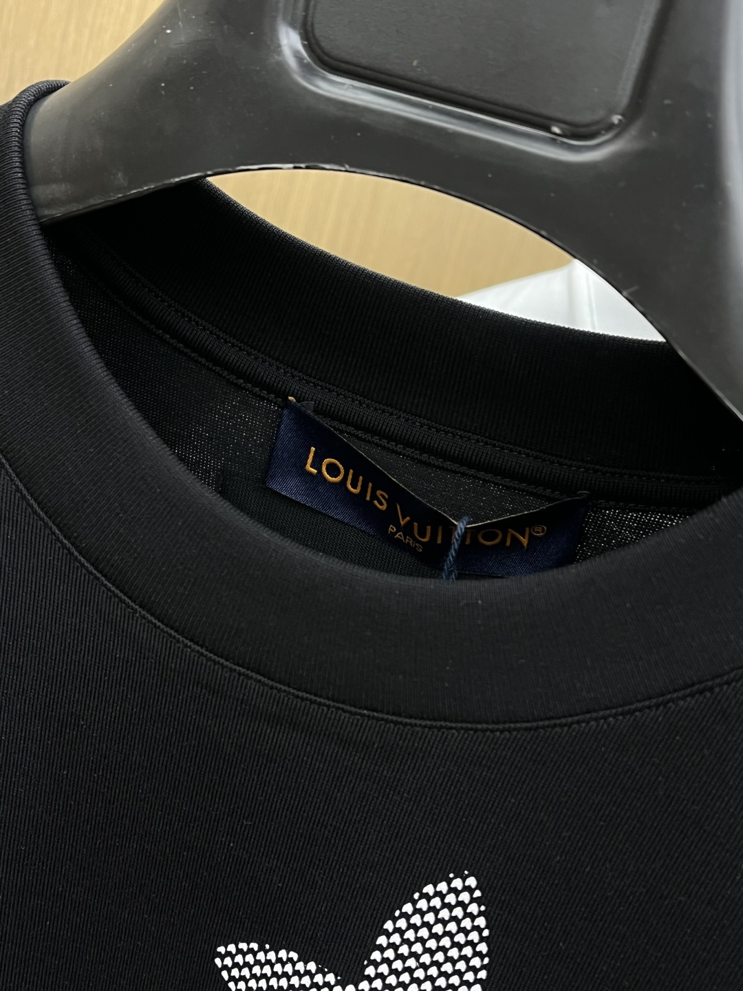 早春 LV 🔥🔥高级定制 2026春夏 · 高阶定制T恤】特别推荐系列 定制面料：秘鲁进口匹马棉 × 顶