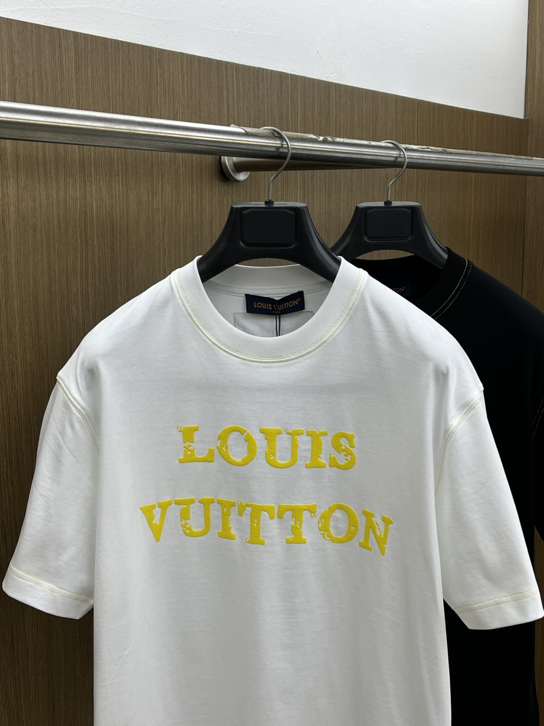 早春 LV 🔥🔥高级定制 2026春夏 · 高阶定制T恤】特别推荐系列 定制面料：秘鲁进口匹马棉 × 顶