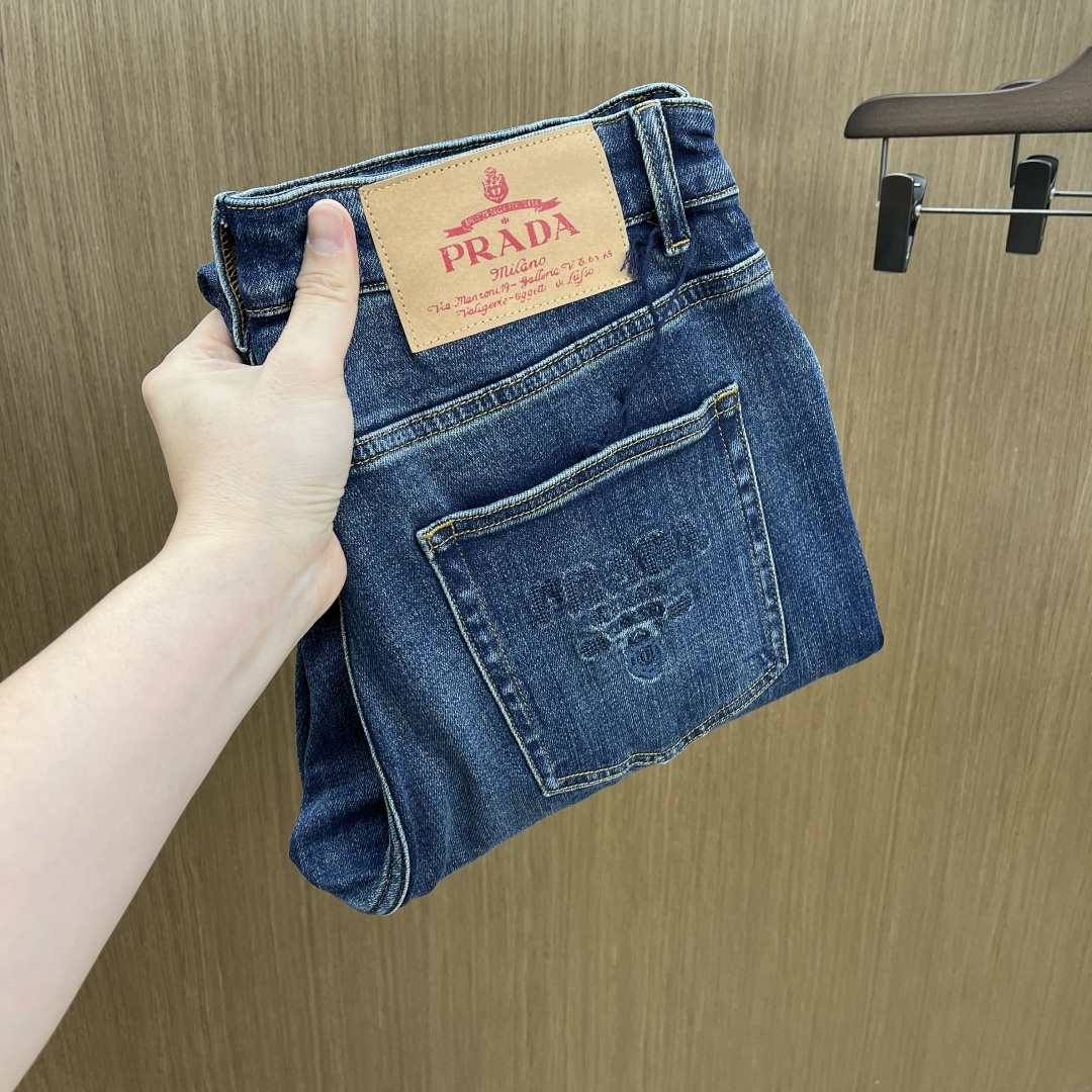 NO:703367,Autumn and winter PD high-end denim 25SS autumn and winter latest original jeans, simultaneous sale at the counter, original customized replica, customer-supplied hardware and accessories, original quality, imported denim fabrics, heavy washing, fine workmanship, excellent upper body, preferred item A60 SIZE: 30-38 no 35 37,,jeans,19860909秋冬 PD 高端牛仔 25SS秋冬最新款原单牛仔裤 柜台同步发售 原版定制复刻 客供五金辅料 原单品质 进口牛仔面料重工洗水 做工走线精细 上身绝佳,优选单品A60 SIZE:30-38无35 37,,jeans,,Men's clothing