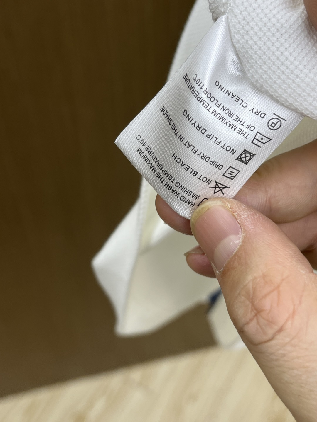 早春 Loro Piana 🔥🔥早春新款男士标识短袖Polo衫，延续经典商务休闲翻领POLO恤.该款Po