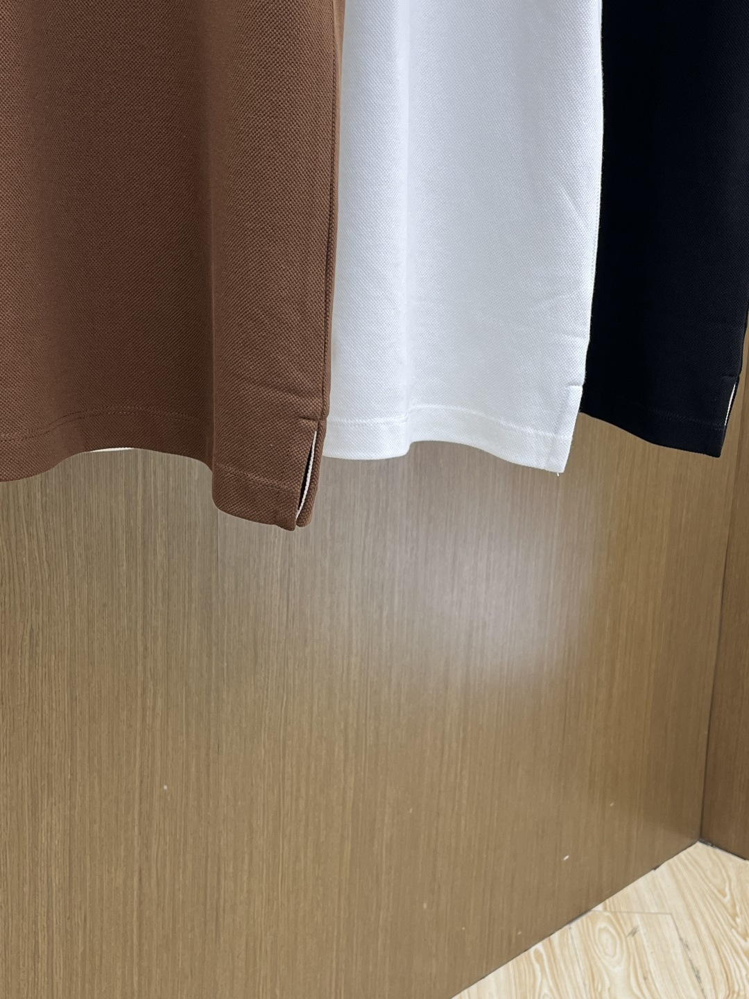 早春 Loro Piana 🔥🔥早春新款男士标识短袖Polo衫，延续经典商务休闲翻领POLO恤.该款Po