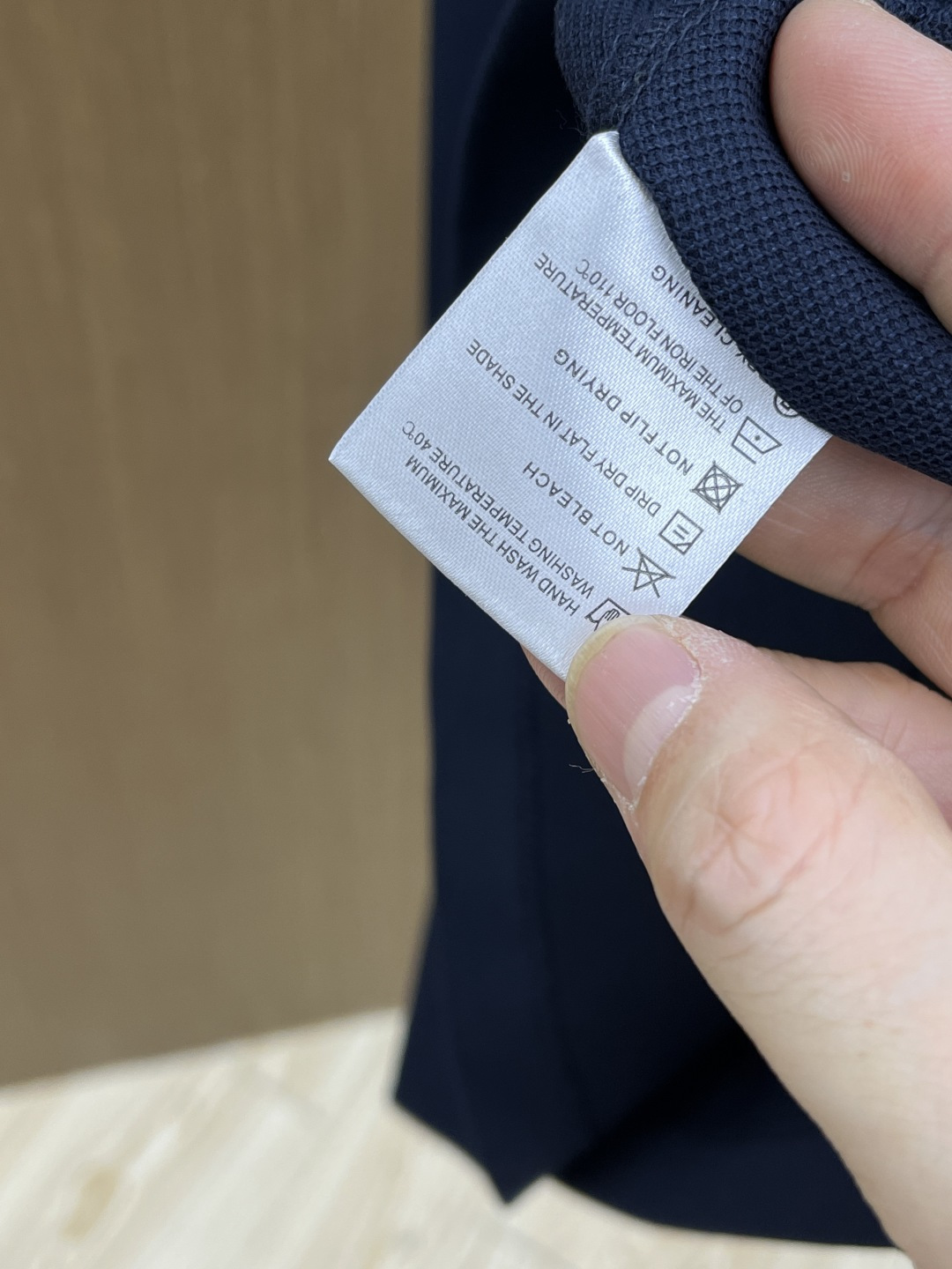 早春 POLO 🔥🔥早春新款男士标识短袖Polo衫，延续经典商务休闲翻领POLO恤.该款Polo衫采用丝