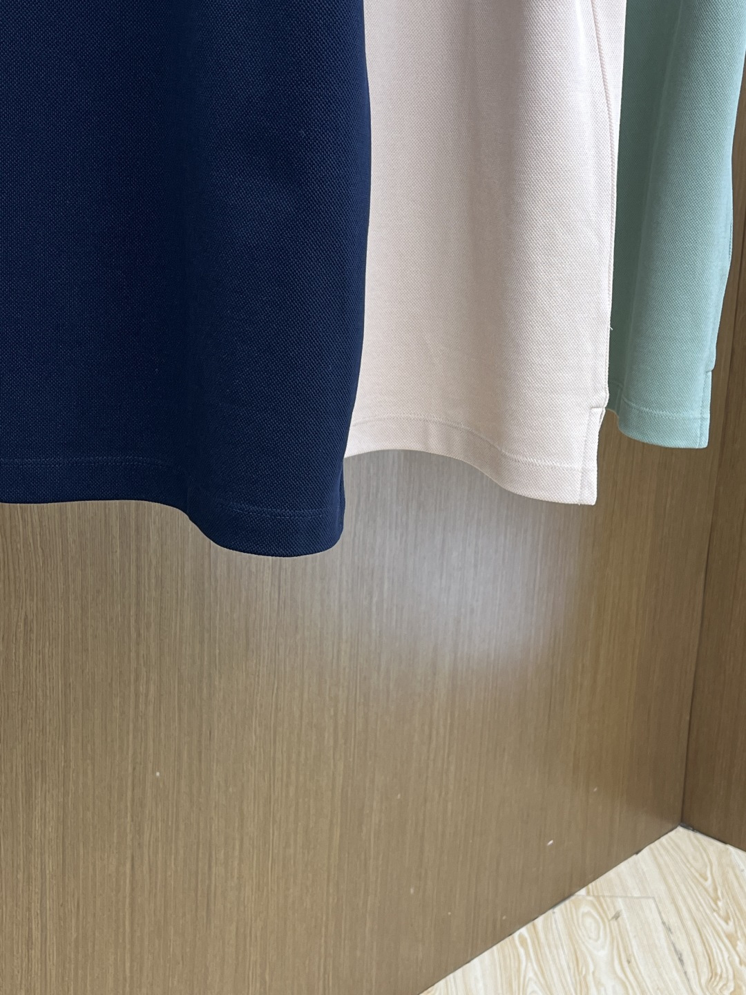 早春 POLO 🔥🔥早春新款男士标识短袖Polo衫，延续经典商务休闲翻领POLO恤.该款Polo衫采用丝