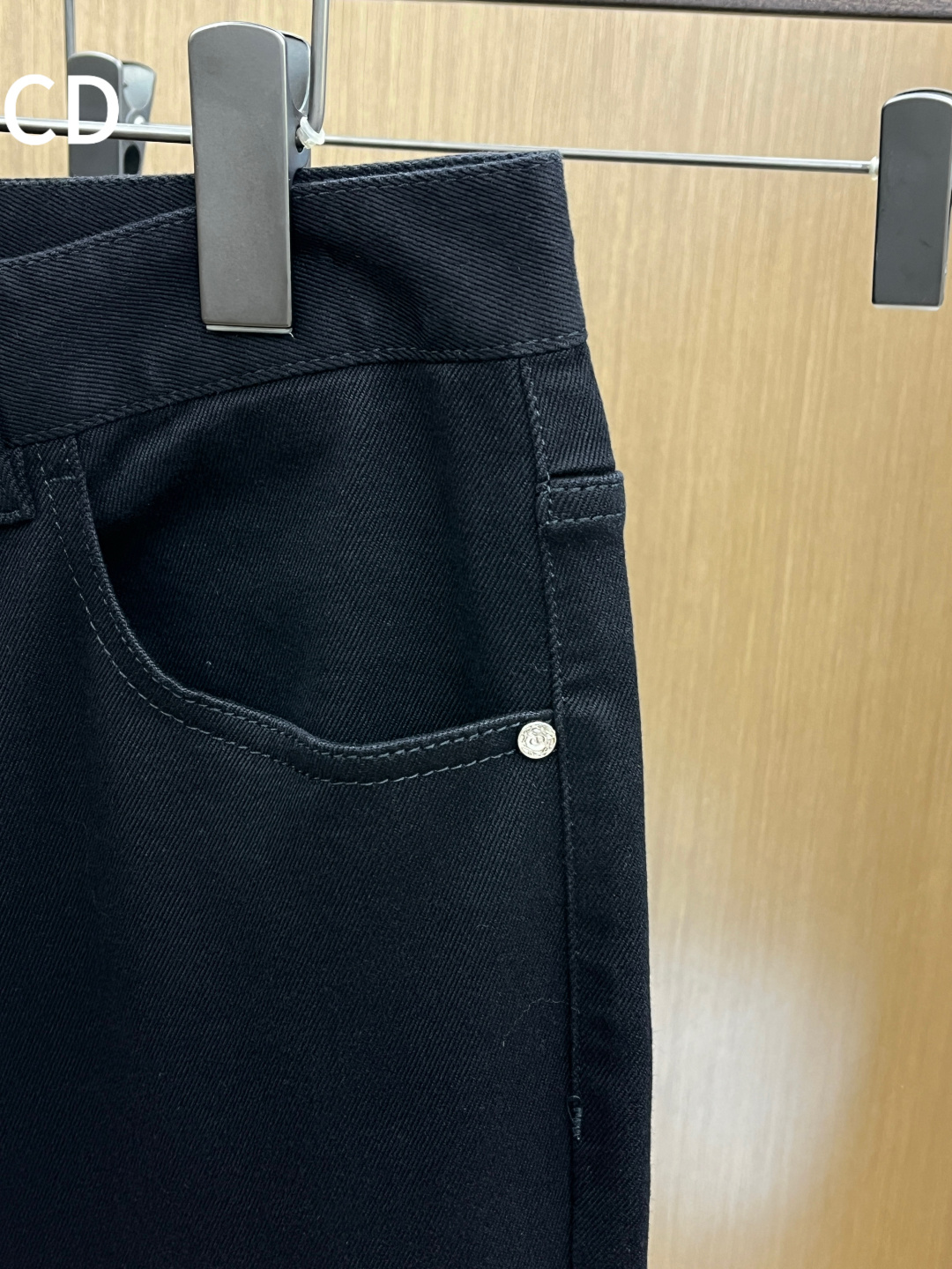 秋冬 CD 🔥🔥秋冬新品休闲牛仔裤 官网同步发售，裤身工艺设计，进口客供辅料、面料定制，代工厂出品免检！