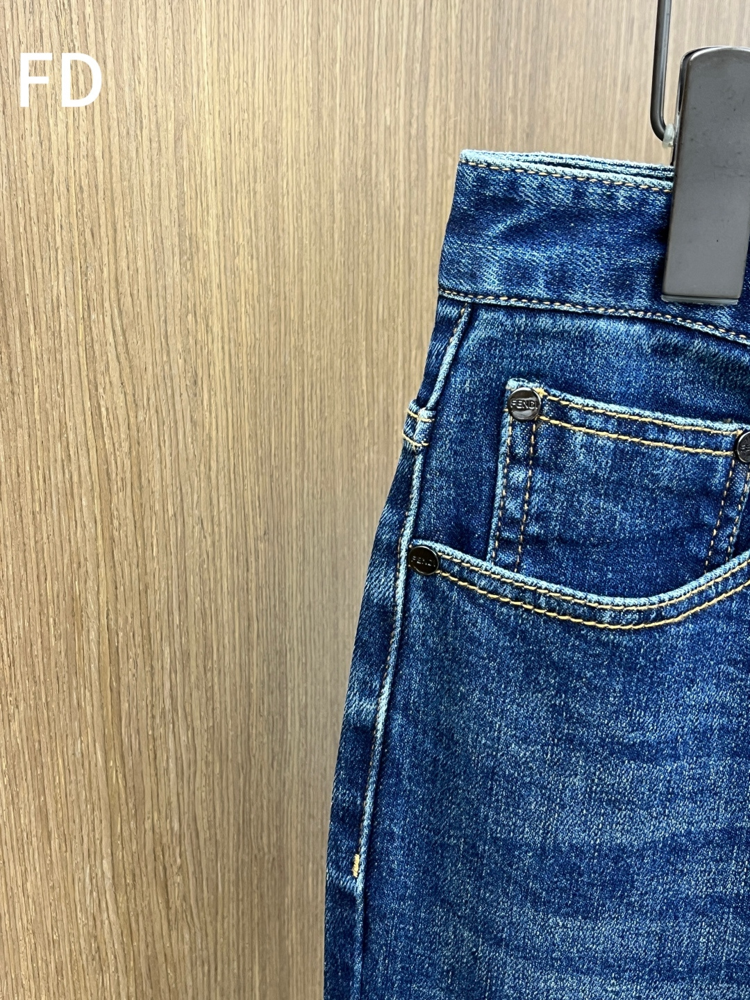 秋冬 FD 🔥🔥秋冬新品休闲牛仔裤 官网同步发售，裤身工艺设计，进口客供辅料、面料定制，代工厂出品免检！