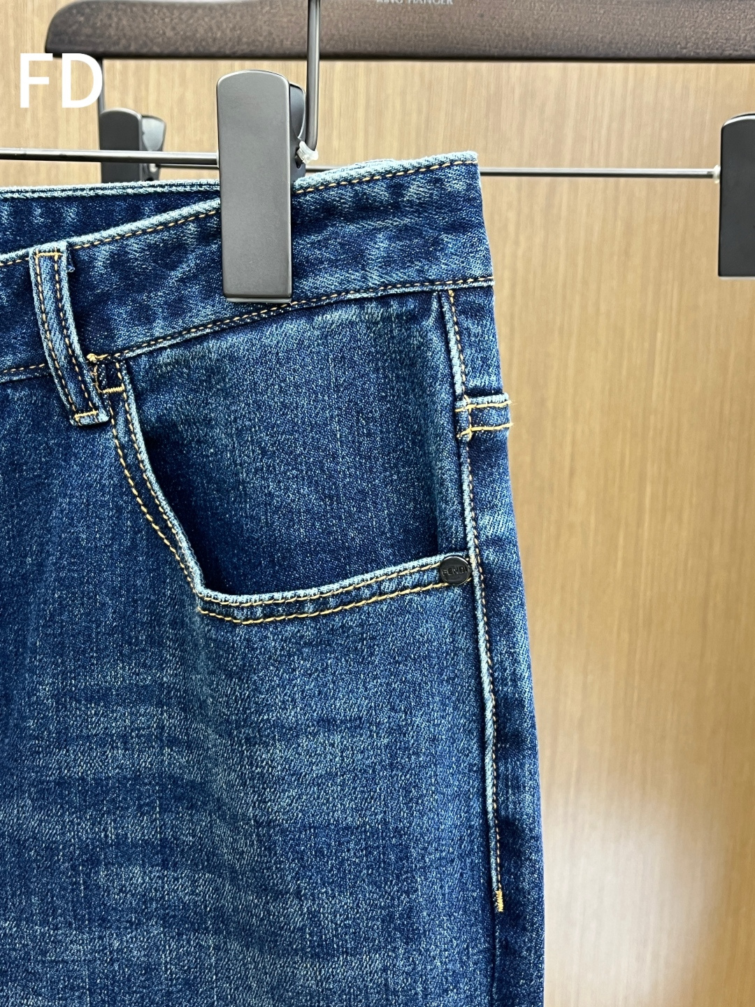 秋冬 FD 🔥🔥秋冬新品休闲牛仔裤 官网同步发售，裤身工艺设计，进口客供辅料、面料定制，代工厂出品免检！
